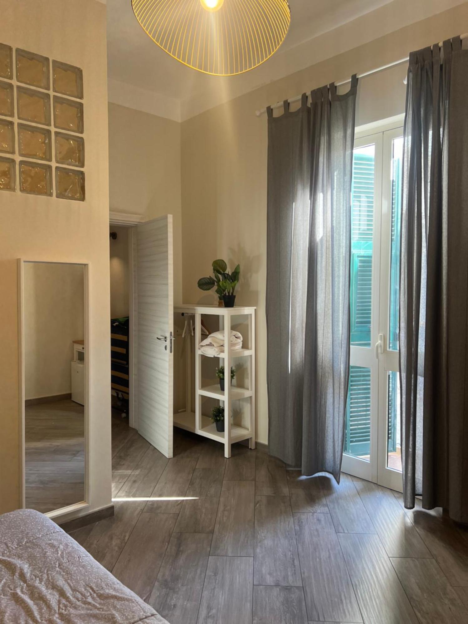 Elena Rooms Taranto Exterior photo