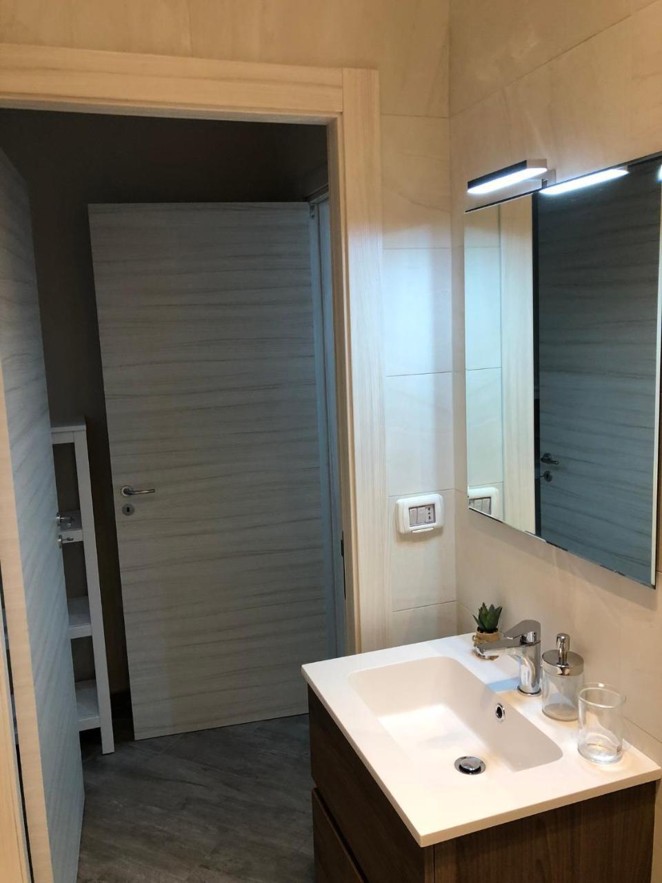 Elena Rooms Taranto Exterior photo